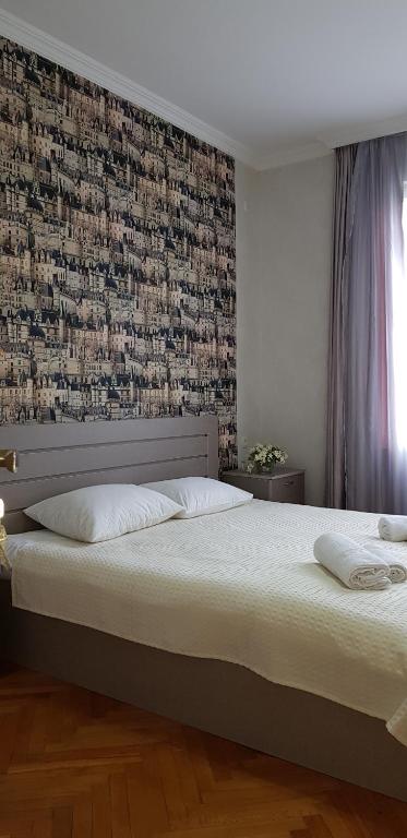 ORJONI-HOTEL room 1